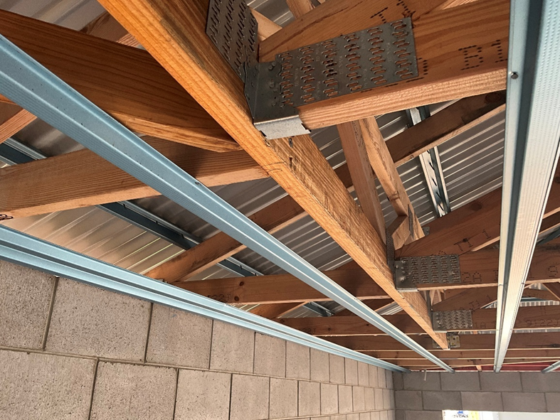 Truss connector fixing